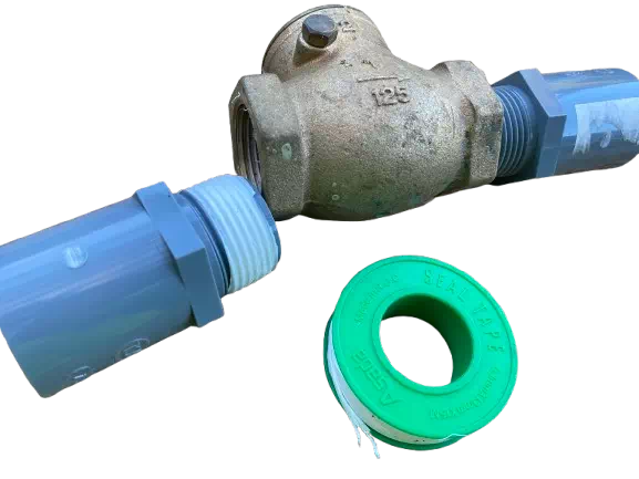 テーパーネジとシールテープ